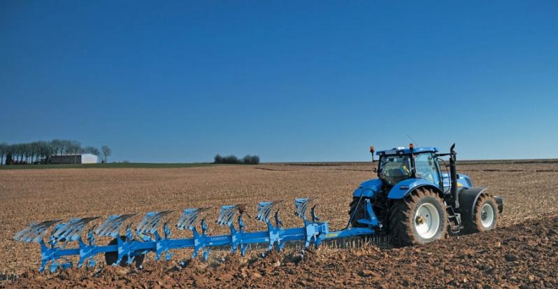 New Holland T7000