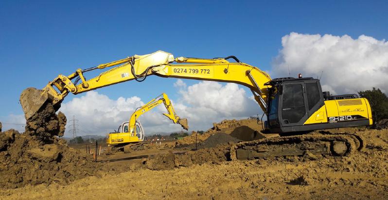 Axess Sumitomo SH210 Heavy Machine