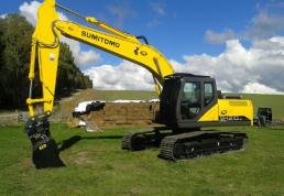 Axess Sumitomo SH210 Heavy Machine