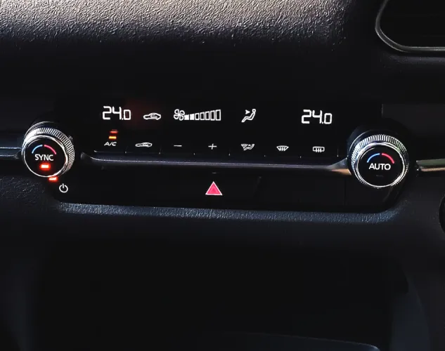 Axess Mazda CX-30 2025