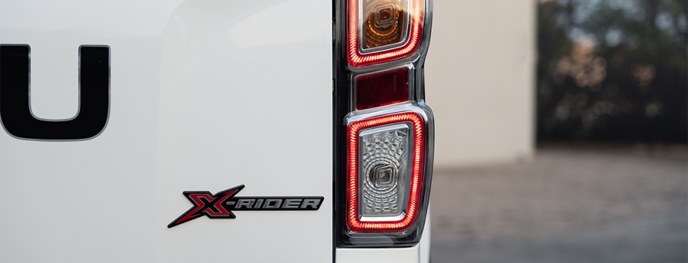 ISUZU X-RIDER