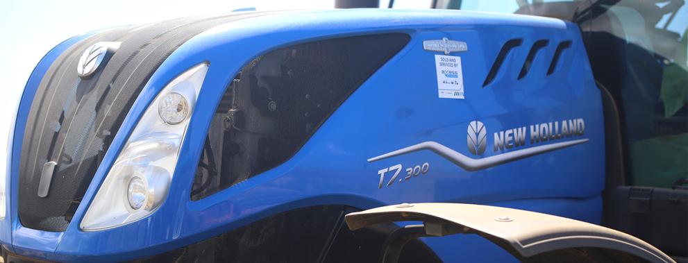New Holland_T7